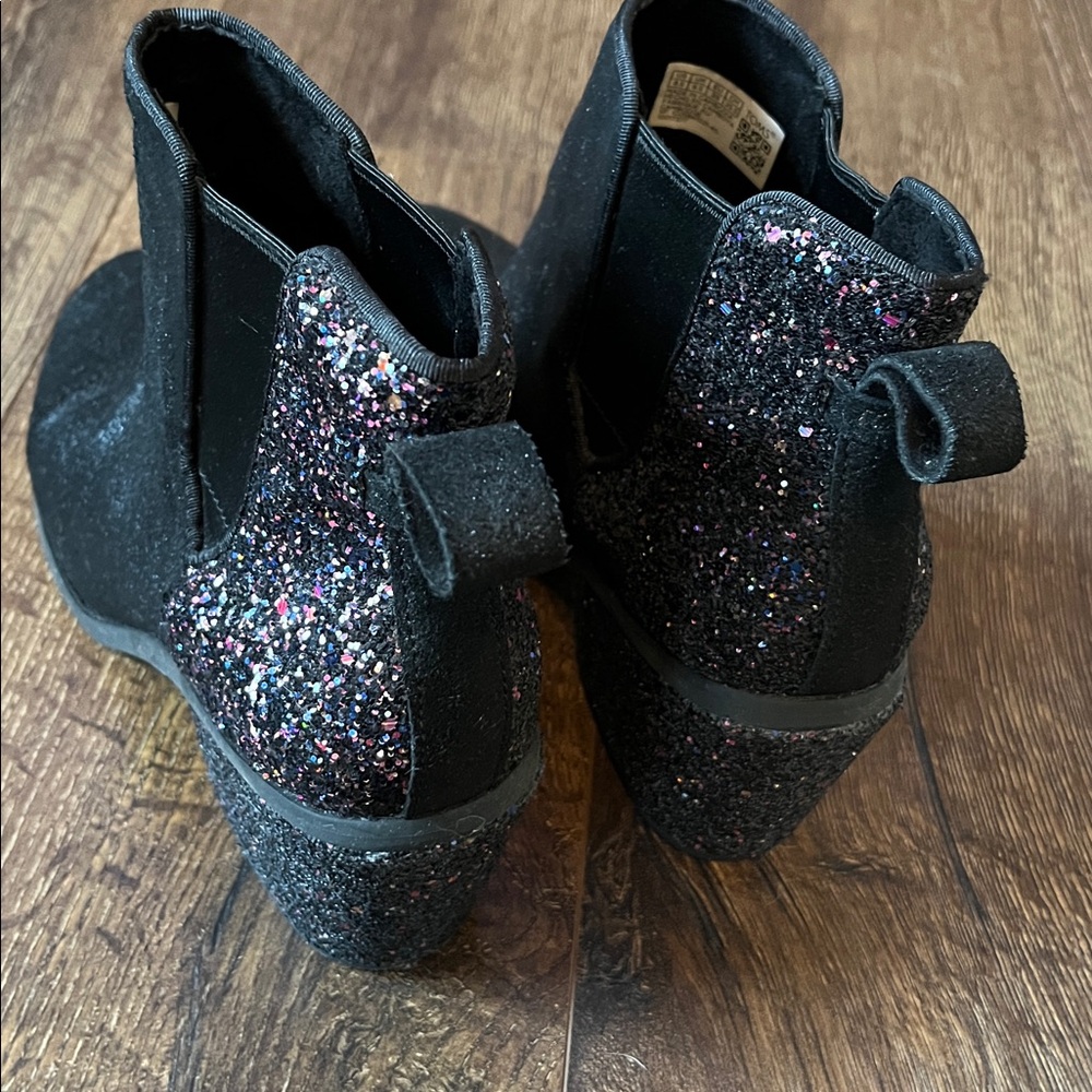 Black Glitter Ankle Boots by Toms - Picture 3 of 5